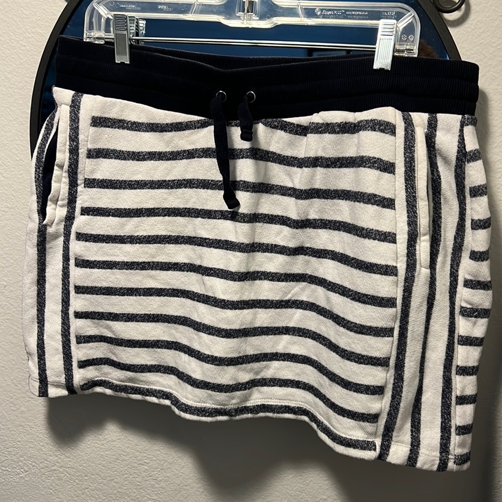 Jones New York Ladies Skort